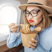 Darf man im Flugzeug Essen mitnehmen
