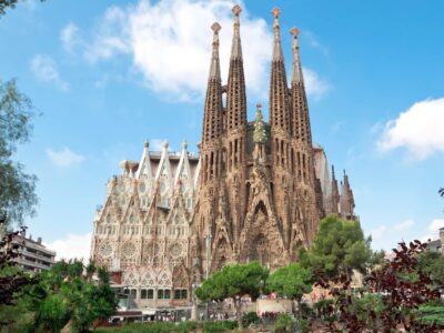 Sagrada Familia höchster Turm Wie Barcelona Ulm den Weltrekord abgejagt hat