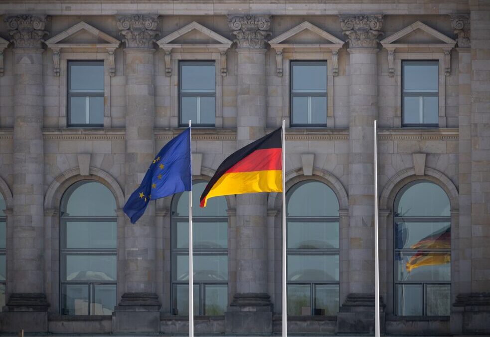 wie viele sprachen spricht annalena baerbock